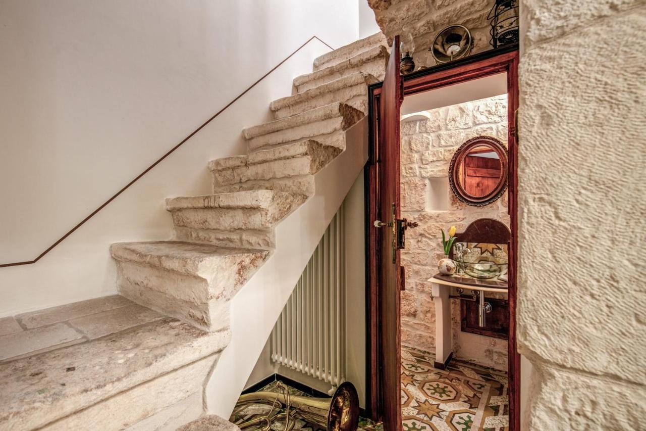 לינה וארוחת בוקר אוסטוני Palazzo Stunis - Dimora Di Charme מראה חיצוני תמונה