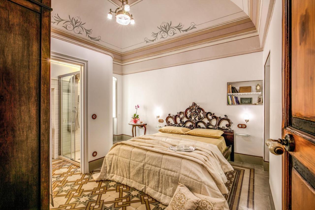 לינה וארוחת בוקר אוסטוני Palazzo Stunis - Dimora Di Charme מראה חיצוני תמונה