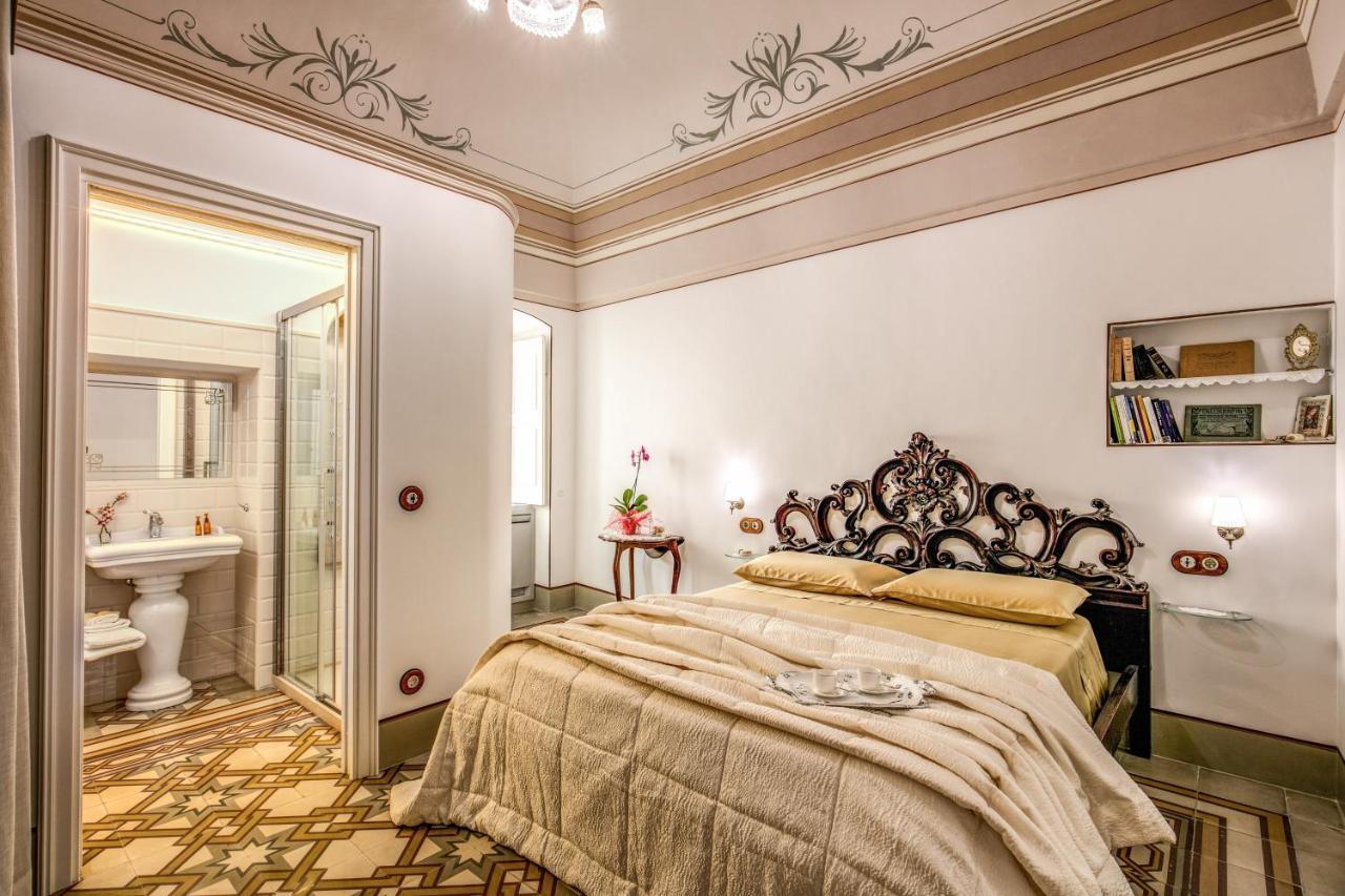 לינה וארוחת בוקר אוסטוני Palazzo Stunis - Dimora Di Charme מראה חיצוני תמונה