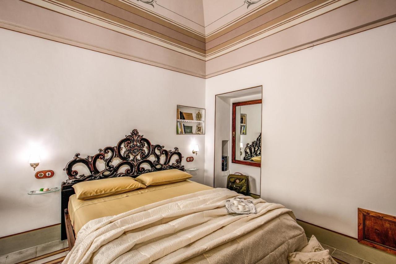 לינה וארוחת בוקר אוסטוני Palazzo Stunis - Dimora Di Charme מראה חיצוני תמונה
