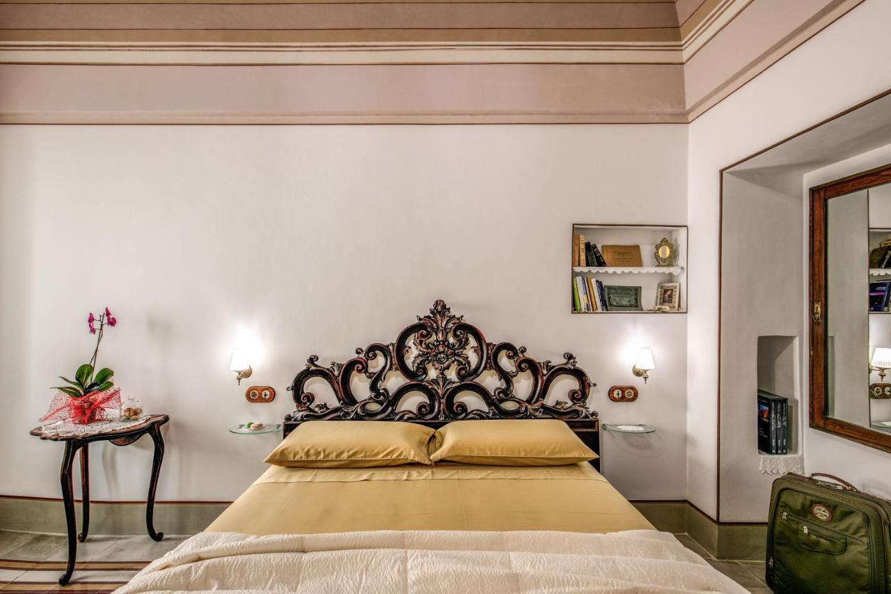 לינה וארוחת בוקר אוסטוני Palazzo Stunis - Dimora Di Charme מראה חיצוני תמונה